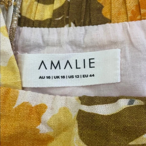 Amalie The Label Showpo Floral Off-Shoulder Blouse size 12 Ariesey - Picture 11 of 16